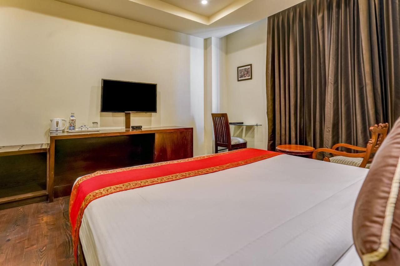 Townhouse 552Hotel Royal Court Jalandhar Dış mekan fotoğraf