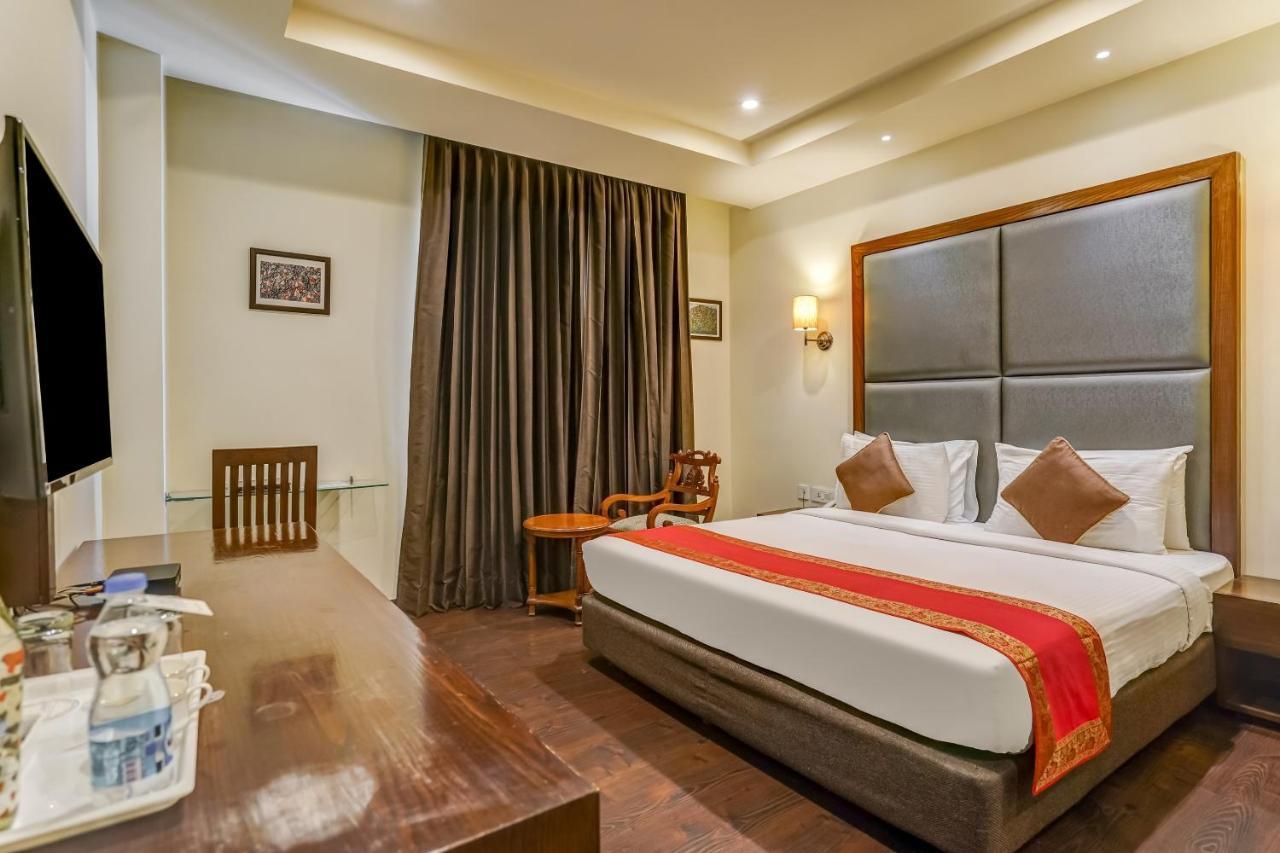 Townhouse 552Hotel Royal Court Jalandhar Dış mekan fotoğraf