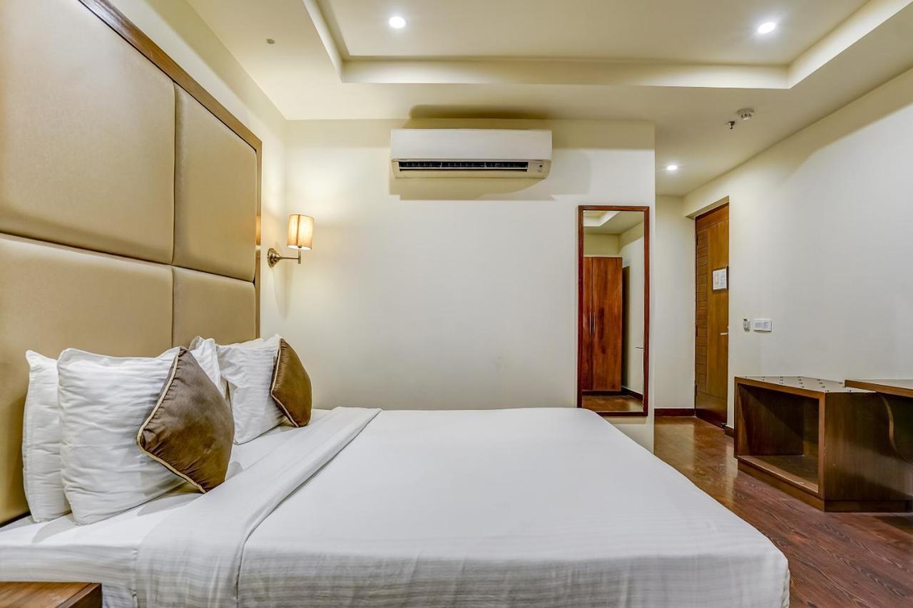 Townhouse 552Hotel Royal Court Jalandhar Dış mekan fotoğraf