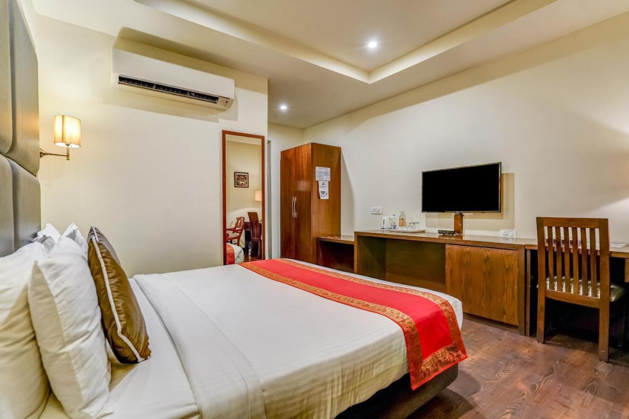 Townhouse 552Hotel Royal Court Jalandhar Dış mekan fotoğraf