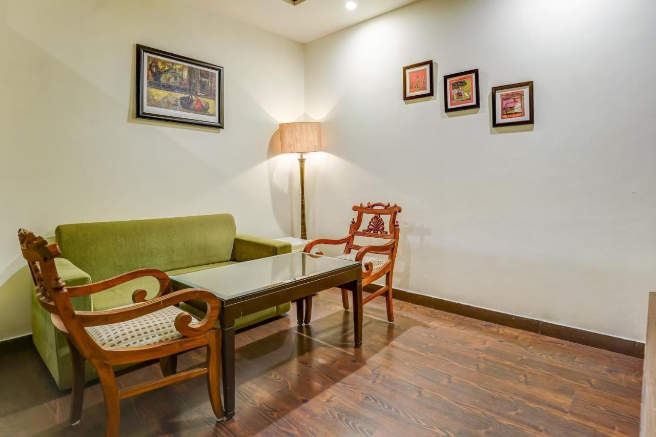 Townhouse 552Hotel Royal Court Jalandhar Dış mekan fotoğraf