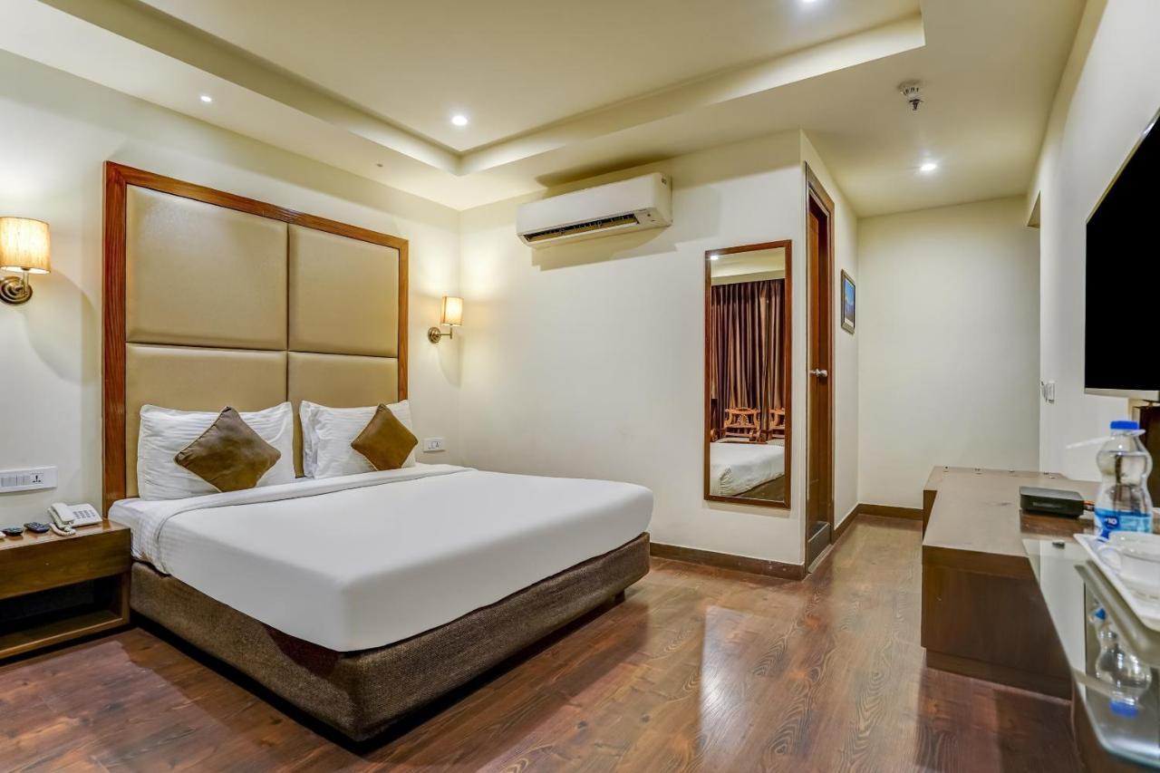 Townhouse 552Hotel Royal Court Jalandhar Dış mekan fotoğraf